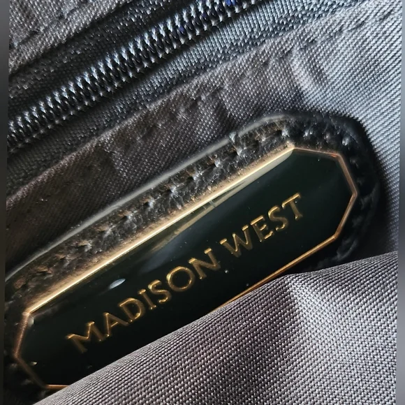 MADISON WEST CHEETAH PRINT DESIGN CROSSBODY/CLUTCH/BAG/PURSE BNWT - Picture 4 of 7